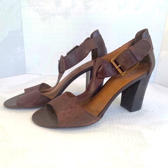 Franco Sarto Jules Leather Sandal - Picture 13 of 15